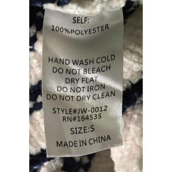 O & O Embellished Sleeve V-Neck Cream & Navy Striped Oversized Sweater Small - Picture 6 of 6